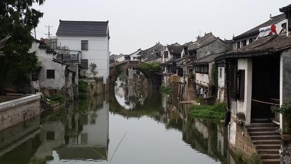 与合同没到期公司解除合同怎么赔偿的?相关的热门讨论-合同没到期公司解除合同怎么赔偿的?